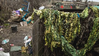 Ukrayna ordusu Ukrayna 'nın Donbass bölgesindeki Terny' de konuşlandı. Burası cephe hattı. Rus ordusu Ukrayna 'yı işgal etti.