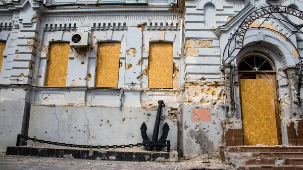 Fasad Att Bygga Skador Artilleri Kherson Stad Staden Kherson Ständigt — Stockfoto