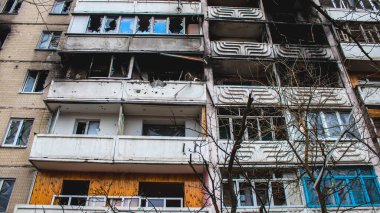 Irpin, Ukrayna 'da Kyiv şehrinin yanında yer alan kahraman bir kasabadır. Çoğu bina ya tahrip edildi ya da onarılamaz şekilde hasar gördü. Şehir Rus topçuları tarafından bombalandı ve savaş sırasında birçok insan öldü..