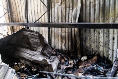 Kharkiv, Ukrayna, 4 Haziran 2024 Faktor-Druk matbaası 23 Mayıs 'taki büyük roket saldırısı sonrasında hasar gördü. Rus füzeleri yedi kişiyi öldürdü ve 50.000 'den fazla kitap yok edildi..