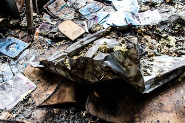 Kharkiv, Ukrayna, 4 Haziran 2024 Faktor-Druk matbaası 23 Mayıs 'taki büyük roket saldırısı sonrasında hasar gördü. Rus füzeleri yedi kişiyi öldürdü ve 50.000 'den fazla kitap yok edildi..