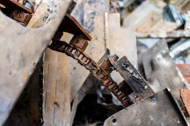 Kharkiv, Ukrayna, 4 Haziran 2024 Faktor-Druk matbaası 23 Mayıs 'taki büyük roket saldırısı sonrasında hasar gördü. Rus füzeleri yedi kişiyi öldürdü ve 50.000 'den fazla kitap yok edildi..