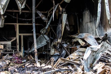 Kharkiv, Ukrayna, 4 Haziran 2024 Faktor-Druk matbaası 23 Mayıs 'taki büyük roket saldırısı sonrasında hasar gördü. Rus füzeleri yedi kişiyi öldürdü ve 50.000 'den fazla kitap yok edildi..