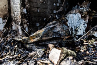Kharkiv, Ukrayna, 4 Haziran 2024 Faktor-Druk matbaası 23 Mayıs 'taki büyük roket saldırısı sonrasında hasar gördü. Rus füzeleri yedi kişiyi öldürdü ve 50.000 'den fazla kitap yok edildi..