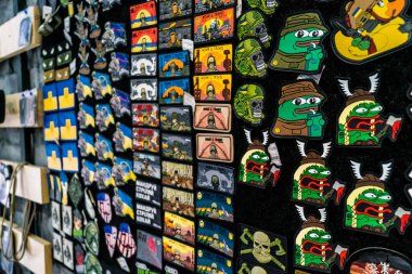 Kharkiv, Ukrayna, 6 Haziran 2024 Cezalandırıcı askeri mağazası, en iyi orjinal ordu ve taktik mallar, askeri, özel taktik birimler ve polis için yüksek kaliteli askeri teçhizat sunar..