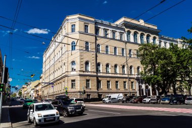 Kharkiv, Ukrayna, 10 Haziran 2024 Kharkiv şehri Rusya ile savaş sırasında Rusya 'nın tarihi ve modern binaları Rus füzelerinin ve sirenlerin sesi her gün yankılanıyor..