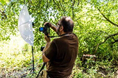 19 Haziran 2024 'te Ukrayna' nın Kharkiv şehrinin ön saflarında Ukrayna 'daki savaşı haber yapan olağanüstü Fransız gazeteci, fotoğrafçı ve muhabir Nicolas Cleuet bir insansız hava aracı tugayının askerlerini fotoğrafladı.