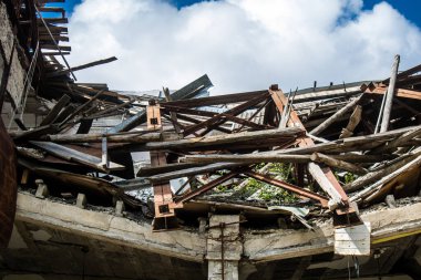 Kupiansk, Ukrayna, 24 Haziran 2024 Kupiansk şehri savaş bölgesinde. Şehir, Rus bombardımanı ile daha sert darbe aldı. Sivil altyapı Rus ordusunun olağan hedefi..