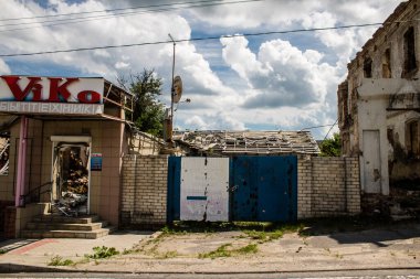 Kupiansk, Ukrayna, 24 Haziran 2024 Kupiansk şehri savaş bölgesinde. Şehir, Rus bombardımanı ile daha sert darbe aldı. Sivil altyapı Rus ordusunun olağan hedefi..