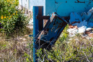Vilkhivka, Ukrayna, 25 Haziran 2024 Vilkhivka köyündeki harap ev. Sivil altyapı Rus ordusunun her zamanki hedefi ve yer de cephe hattına yakın..