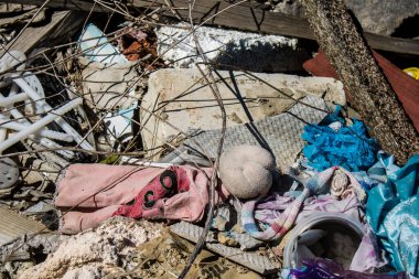 Vilkhivka, Ukrayna, 25 Haziran 2024 Vilkhivka köyündeki harap ev. Sivil altyapı Rus ordusunun her zamanki hedefi ve yer de cephe hattına yakın..