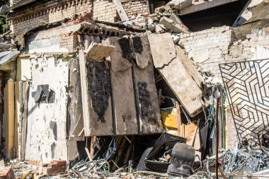 Kramatorsk, Ukrayna, 6 Temmuz 2024. Kramatorsk 'ta popüler bir restoran Haziran 2023' te bir Rus Iskander füzesiyle vuruldu.