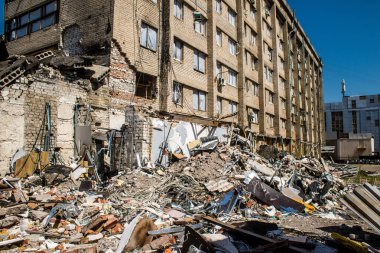 Kramatorsk, Ukrayna, 6 Temmuz 2024. Kramatorsk 'ta popüler bir restoran Haziran 2023' te bir Rus Iskander füzesiyle vuruldu.