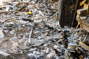 Kramatorsk, Ukrayna, 6 Temmuz 2024. Kramatorsk 'ta popüler bir restoran Haziran 2023' te bir Rus Iskander füzesiyle vuruldu.