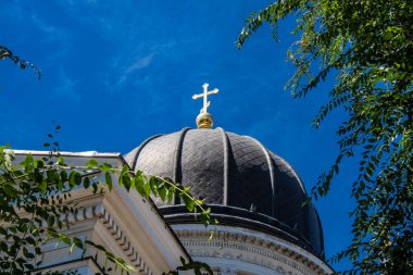 Odessa, Ukrayna, 14 Temmuz 2024 Odesa Dönüşüm Katedrali. 2023 yılında Rusya, Moskova Patrikliği 'nin Ukrayna Ortodoks Kilisesi Katedrali' ne füzeler attı ve ağır hasar gördü..