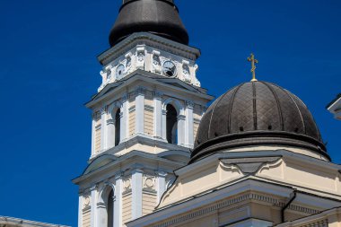 Odessa, Ukrayna, 14 Temmuz 2024 Odesa Dönüşüm Katedrali. 2023 yılında Rusya, Moskova Patrikliği 'nin Ukrayna Ortodoks Kilisesi Katedrali' ne füzeler attı ve ağır hasar gördü..