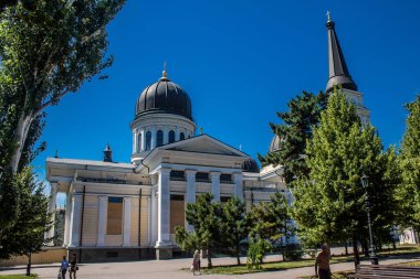 Odessa, Ukrayna, 14 Temmuz 2024 Odesa Dönüşüm Katedrali. 2023 yılında Rusya, Moskova Patrikliği 'nin Ukrayna Ortodoks Kilisesi Katedrali' ne füzeler attı ve ağır hasar gördü..