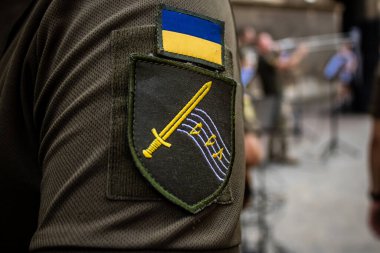 Lviv, Ukrayna, 18 Ağustos 2024 Ukrayna askeri müzik grubu Siver Orkestrası Ukrayna 'nın Lviv şehrinde Ukrayna ordusu için bir bağış etkinliği düzenledi..