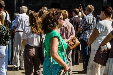 Lviv, Ukrayna, 18 Ağustos 2024 Ukrayna askeri bandosu Siver Orchestra 'nın Ukrayna' daki Lviv şehrindeki Ukrayna ordusuna bağış toplamak için verdiği bir konsere katıldı..