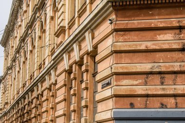 Lviv, Ukrayna, 22 Ağustos 2024 Lviv şehri. Rusya ile savaş sırasında, Lviv binaları Rus füzeleri tarafından tehdit ediliyor ve hedef alınıyordu. Altyapı ve binalar birincil hedeflerdir.