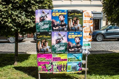 Lviv, Ukrayna, 23 Ağustos 2024 Lviv şehri. Rusya ile savaş sırasında, Lviv binaları Rus füzeleri tarafından tehdit ediliyor ve hedef alınıyordu. Altyapı ve binalar birincil hedeflerdir.