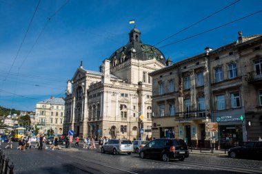 Lviv, Ukrayna, 24 Ağustos 2024 Lviv şehri. Rusya ile savaş sırasında, Lviv binaları Rus füzeleri tarafından tehdit ediliyor ve hedef alınıyordu. Altyapı ve binalar birincil hedeflerdir.