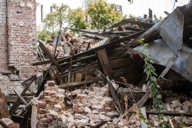 Kharkiv, Ukrayna, 11 Eylül 2024 Kharkiv şehri. Rusya ile savaş sırasında Harkiv binaları füzeler tarafından tehdit ediliyordu. Altyapı ve binalar birincil hedeflerdir.