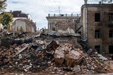 Kharkiv, Ukrayna, 11 Eylül 2024 Kharkiv şehri. Rusya ile savaş sırasında Harkiv binaları füzeler tarafından tehdit ediliyordu. Altyapı ve binalar birincil hedeflerdir.