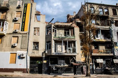 Kharkiv, Ukrayna, 11 Eylül 2024 Kharkiv şehri. Rusya ile savaş sırasında Harkiv binaları füzeler tarafından tehdit ediliyordu. Altyapı ve binalar birincil hedeflerdir.