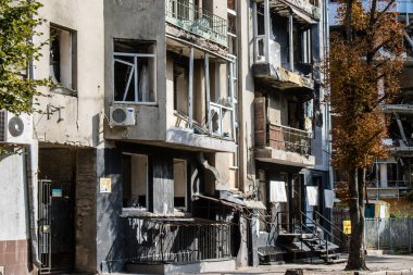 Kharkiv, Ukrayna, 11 Eylül 2024 Kharkiv şehri. Rusya ile savaş sırasında Harkiv binaları füzeler tarafından tehdit ediliyordu. Altyapı ve binalar birincil hedeflerdir.