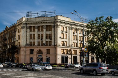 Kharkiv, Ukrayna, 18 Eylül 2024 Kharkiv şehri. Rusya ile savaş sırasında Harkiv binaları füzeler tarafından tehdit ediliyordu. Altyapı ve binalar birincil hedeflerdir.