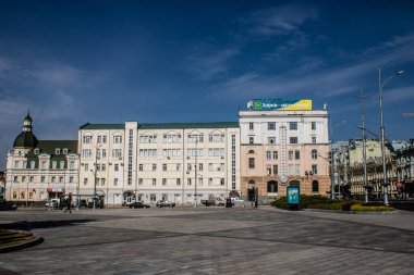 Kharkiv, Ukrayna, 18 Eylül 2024 Kharkiv şehri. Rusya ile savaş sırasında Harkiv binaları füzeler tarafından tehdit ediliyordu. Altyapı ve binalar birincil hedeflerdir.