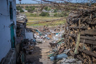 Borivska Selyshchna, Ukrayna, 28 Eylül 2024 Borivska Selyshchna şehri. Rusya ile savaş sırasında, Borivska Selyshchna şehri füzeler tarafından tehdit edildi. Altyapı ve binalar birincil hedeflerdir.