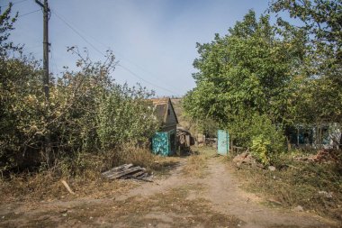 Borivska Selyshchna, Ukrayna, 28 Eylül 2024 Borivska Selyshchna şehri. Rusya ile savaş sırasında, Borivska Selyshchna şehri füzeler tarafından tehdit edildi. Altyapı ve binalar birincil hedeflerdir.