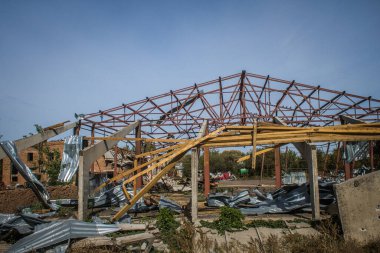 Borivska Selyshchna, Ukrayna, 28 Eylül 2024 Borivska Selyshchna şehri. Rusya ile savaş sırasında, Borivska Selyshchna şehri füzeler tarafından tehdit edildi. Altyapı ve binalar birincil hedeflerdir.