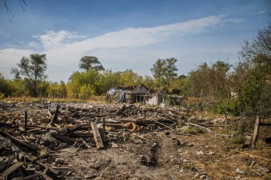 Borivska Selyshchna, Ukrayna, 28 Eylül 2024 Borivska Selyshchna şehri. Rusya ile savaş sırasında, Borivska Selyshchna şehri füzeler tarafından tehdit edildi. Altyapı ve binalar birincil hedeflerdir.