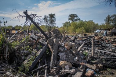 Borivska Selyshchna, Ukrayna, 28 Eylül 2024 Borivska Selyshchna şehri. Rusya ile savaş sırasında, Borivska Selyshchna şehri füzeler tarafından tehdit edildi. Altyapı ve binalar birincil hedeflerdir.