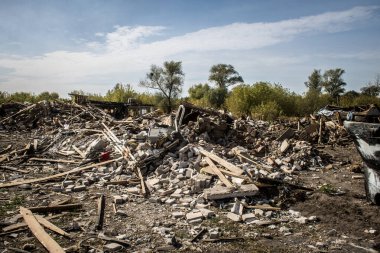 Borivska Selyshchna, Ukrayna, 28 Eylül 2024 Borivska Selyshchna şehri. Rusya ile savaş sırasında, Borivska Selyshchna şehri füzeler tarafından tehdit edildi. Altyapı ve binalar birincil hedeflerdir.