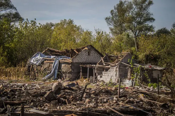 Borivska Selyshchna, Ukrayna, 28 Eylül 2024 Borivska Selyshchna şehri. Rusya ile savaş sırasında, Borivska Selyshchna şehri füzeler tarafından tehdit edildi. Altyapı ve binalar birincil hedeflerdir.