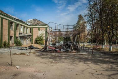 Borova, Ukrayna, 28 Eylül 2024 Borova şehri. Rusya ile savaş sırasında, Borova şehri füzeler tarafından tehdit edildi. Altyapı ve binalar birincil hedeflerdir.