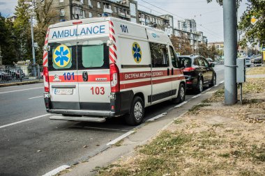 Kharkiv, Ukrayna, 28 Eylül 2024 Kharkiv şehir merkezindeki savaş sırasında Rusya 'nın füzeleri ve sirenleri her gün çalmaktadır.