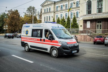 Kharkiv, Ukrayna, 28 Eylül 2024 Kharkiv şehir merkezindeki savaş sırasında Rusya 'nın füzeleri ve sirenleri her gün çalmaktadır.