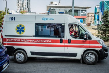 Kharkiv, Ukrayna, 28 Eylül 2024 Kharkiv şehir merkezindeki savaş sırasında Rusya 'nın füzeleri ve sirenleri her gün çalmaktadır.