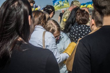 Kharkiv, Ukrayna, 30 Eylül 2024 123. Tabur 'un bölük komutanı Yüzbaşı Maksym Kudrin' in cenazesi. Cenaze töreni Zafer Sokağı mezarlığında yapılacak.