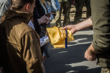 Kharkiv, Ukrayna, 30 Eylül 2024 123. Tabur 'un bölük komutanı Yüzbaşı Maksym Kudrin' in cenazesi. Cenaze töreni Zafer Sokağı mezarlığında yapılacak.