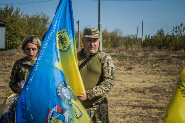 Kharkiv, Ukrayna, 30 Eylül 2024 123. Tabur 'un bölük komutanı Yüzbaşı Maksym Kudrin' in cenazesi. Cenaze töreni Zafer Sokağı mezarlığında yapılacak.