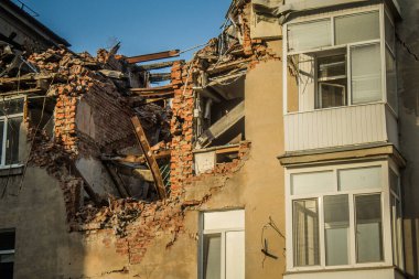 Sumy, Ukrayna, Ekim 04, 2024 Sumy Şehri. Rusya ile savaş sırasında Sumy şehri füzeler tarafından tehdit edildi. Altyapı ve binalar birincil hedeflerdir.