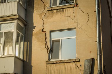 Sumy, Ukrayna, Ekim 04, 2024 Sumy Şehri. Rusya ile savaş sırasında Sumy şehri füzeler tarafından tehdit edildi. Altyapı ve binalar birincil hedeflerdir.