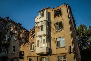 Sumy, Ukrayna, Ekim 04, 2024 Sumy Şehri. Rusya ile savaş sırasında Sumy şehri füzeler tarafından tehdit edildi. Altyapı ve binalar birincil hedeflerdir.