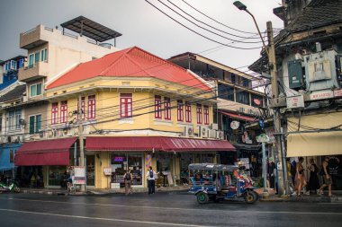 Bangkok, Tayland, 26 Kasım 2024 Cityscape ve Tayland 'ın başkenti Bangkok sokakları. Canlı sokak hayatı, zengin kültür mirası, hareketli pazarları ve nefis mutfağıyla ünlüdür..